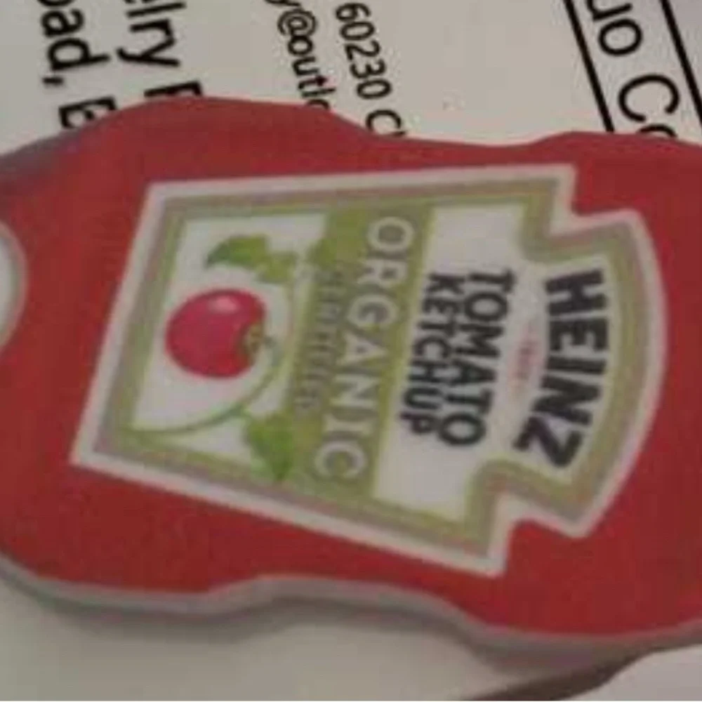 Red Ketchup Earrings - Picture 3 of 3